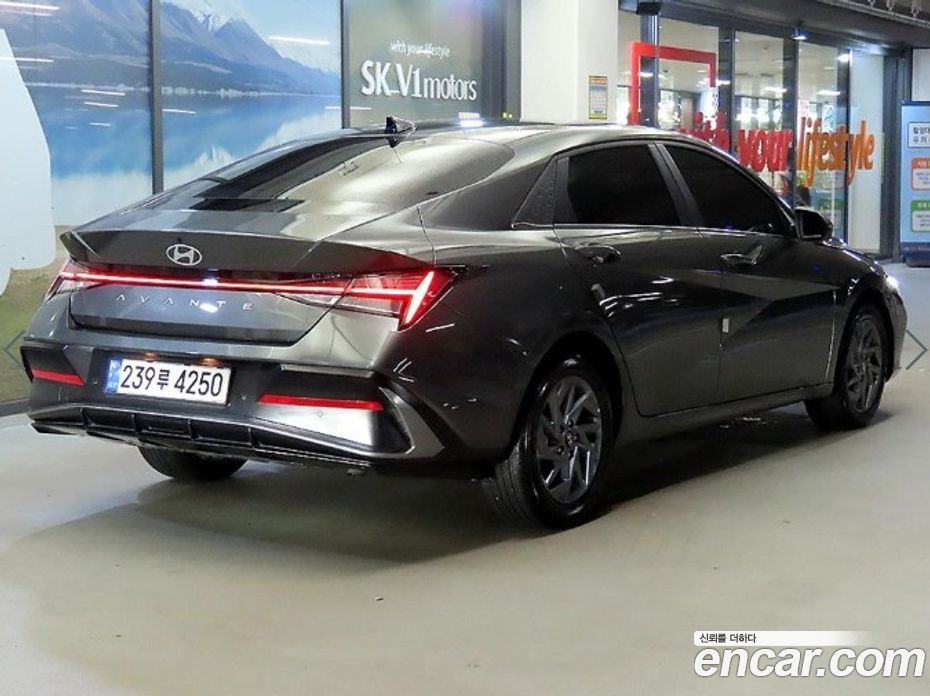 Hyundai Avante Hybrid (CN7) Restyling фото 4
