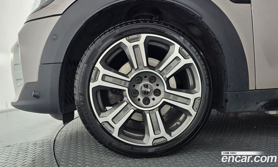 Mini Cooper Countryman S фото 5