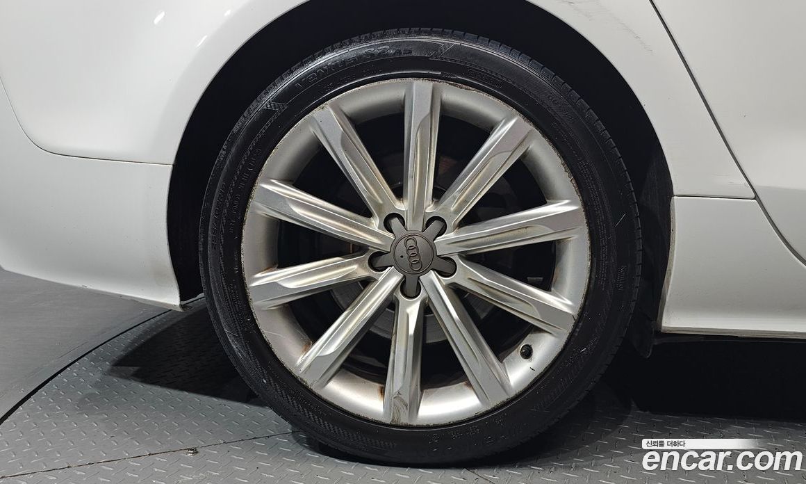 Audi A7 фото 5