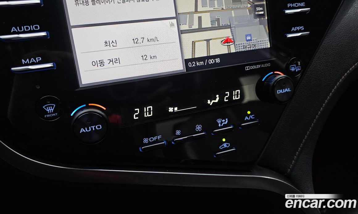 Toyota Camry (XV70) фото 19