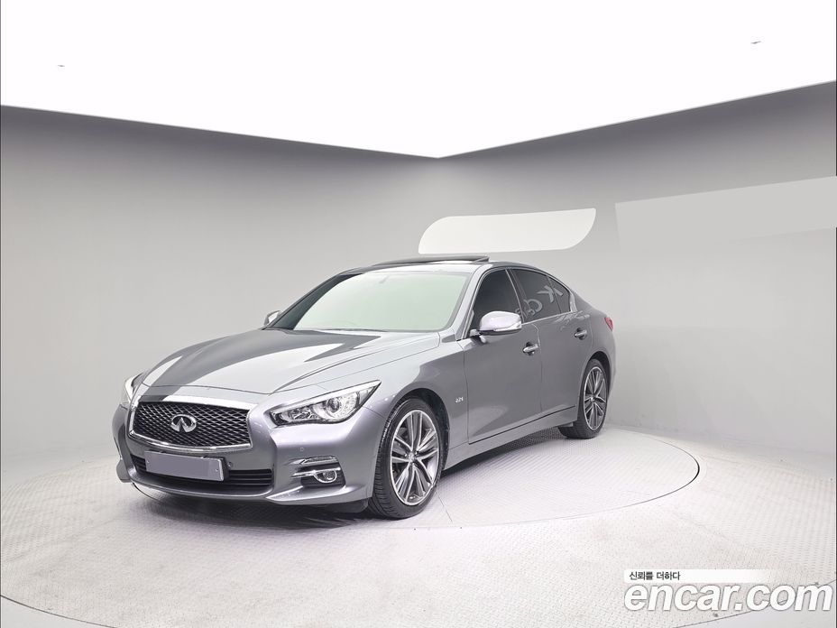 Infiniti Q50