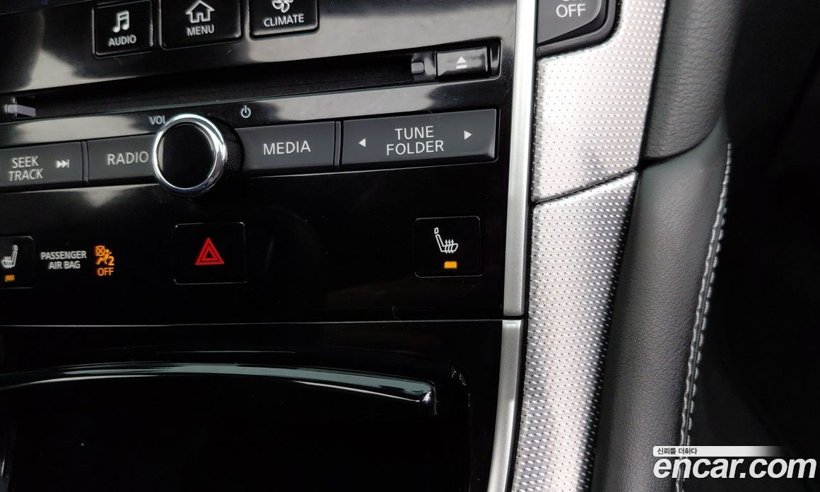 Infiniti Q50 фото 15