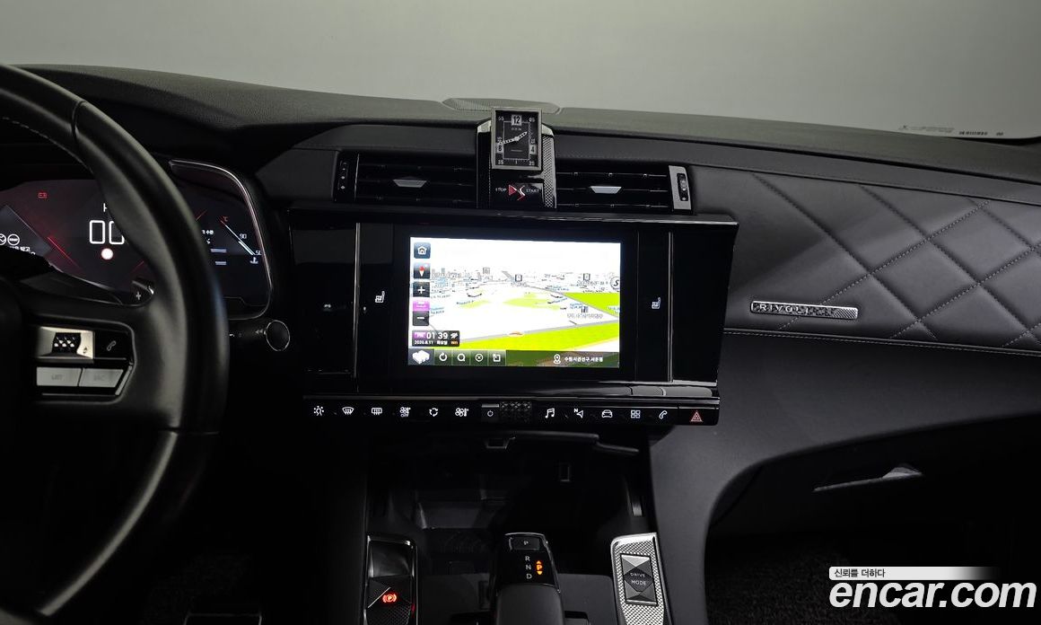 Citroen / DS DS7 Crossback фото 15