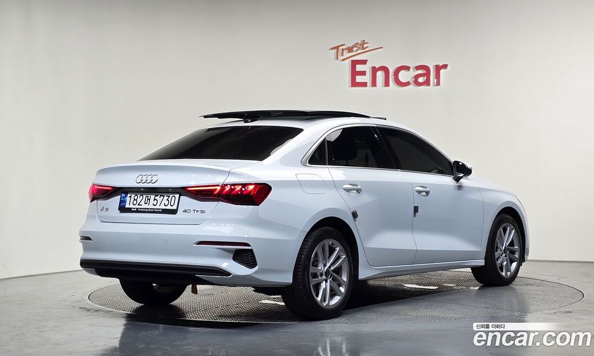 Audi A3 (8Y) фото 2