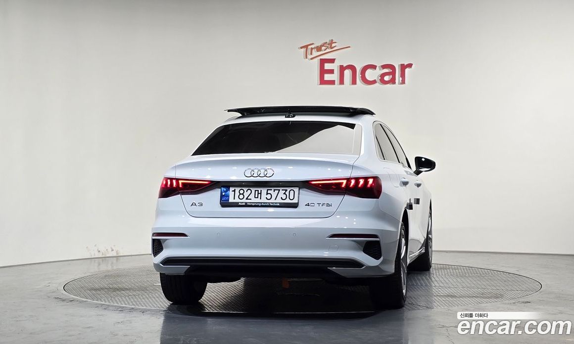 Audi A3 (8Y) фото 4