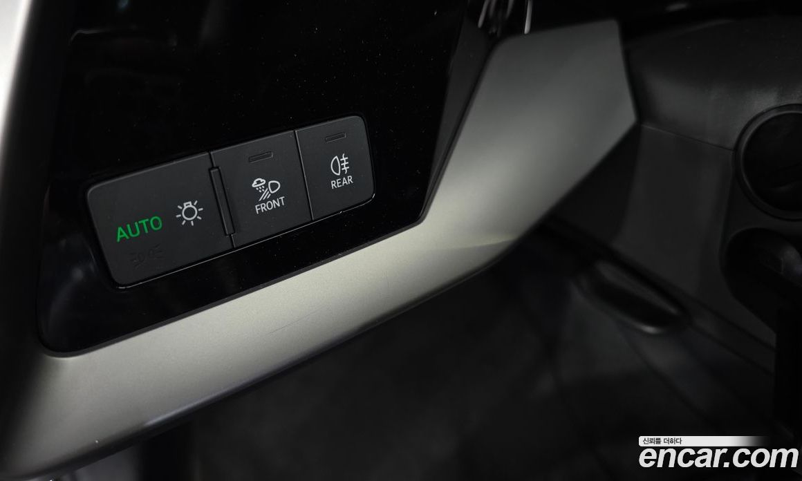 Audi A3 (8Y) фото 12