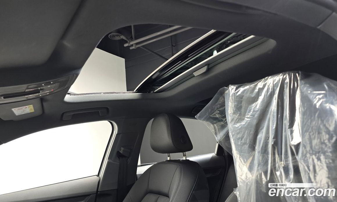 Audi A3 (8Y) фото 15