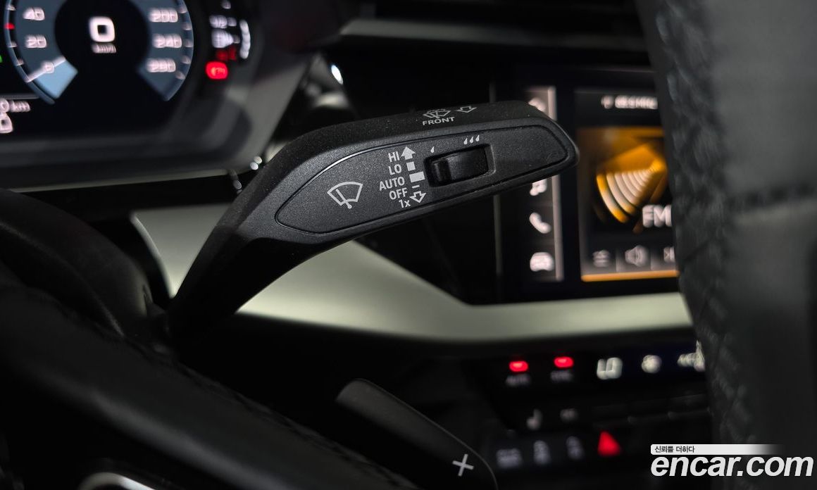 Audi A3 (8Y) фото 18