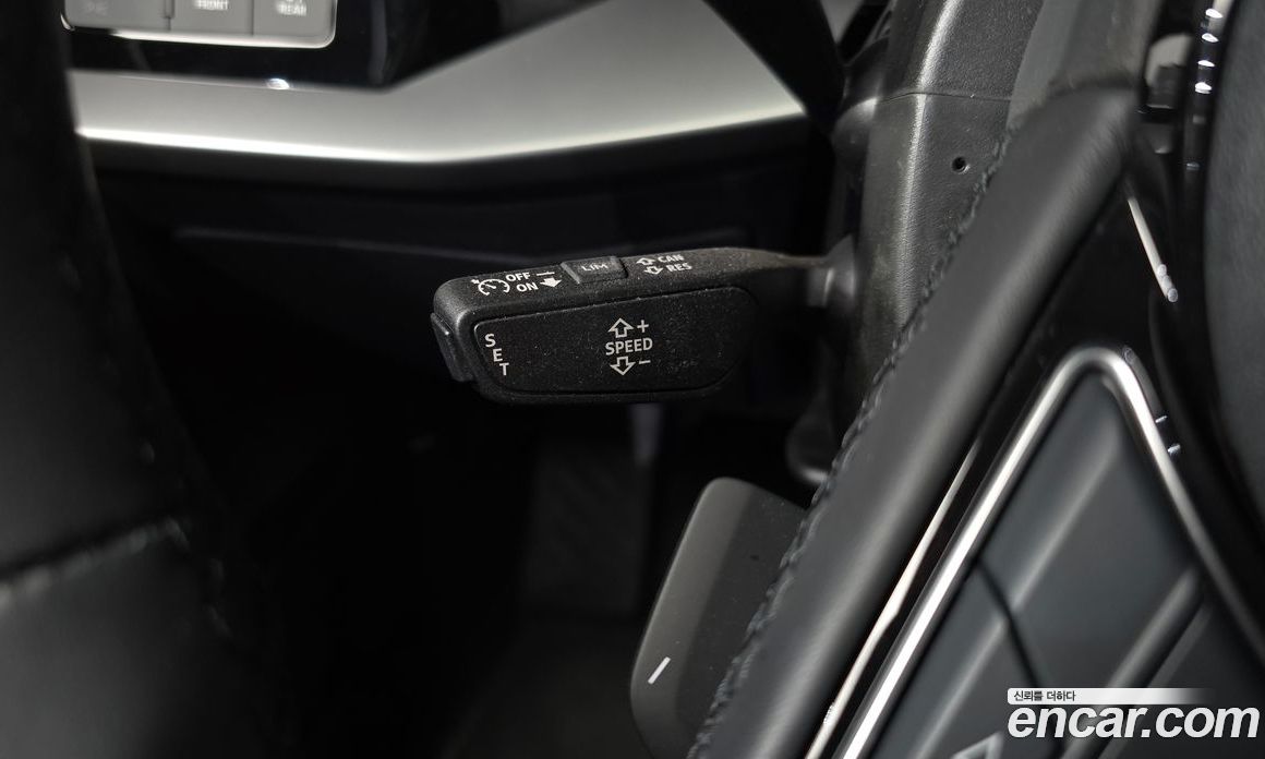 Audi A3 (8Y) фото 19