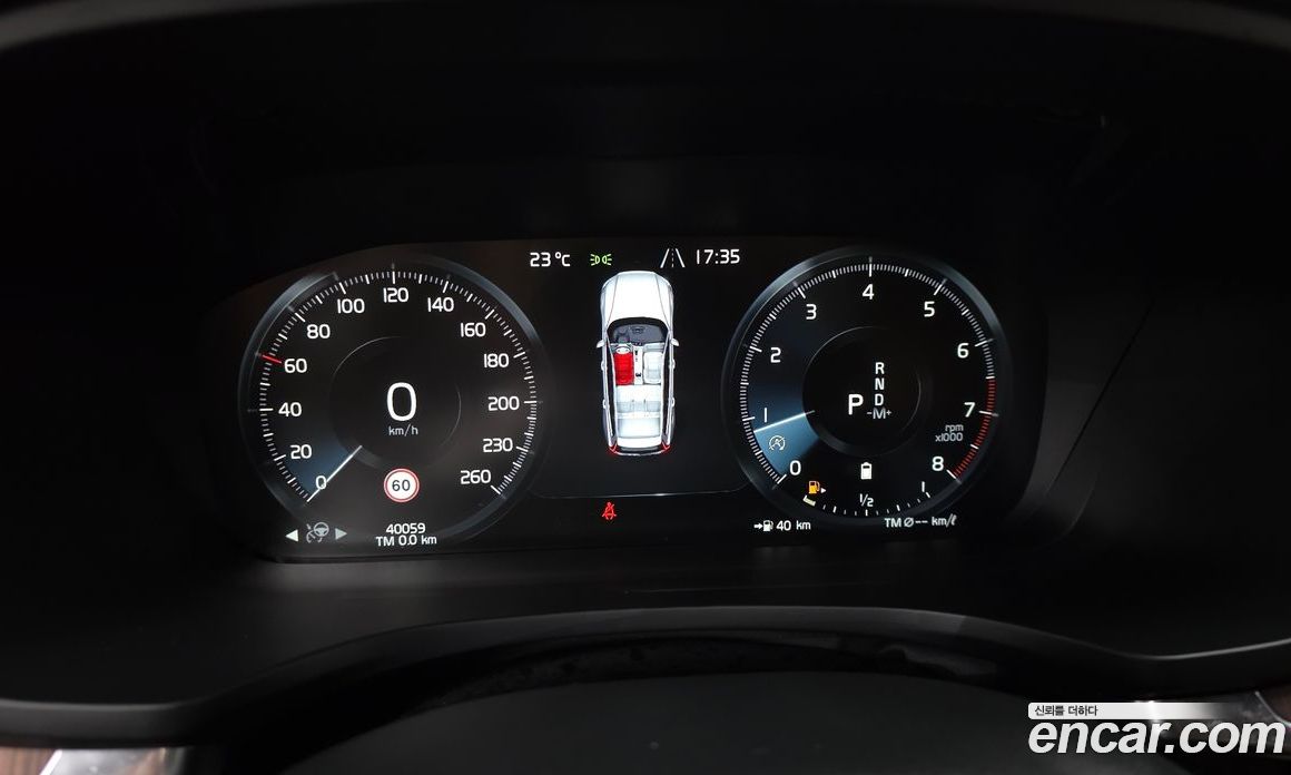Volvo V60 Cross Country 2nd Gen фото 7