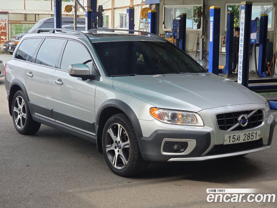 Volvo XC70 фото 4