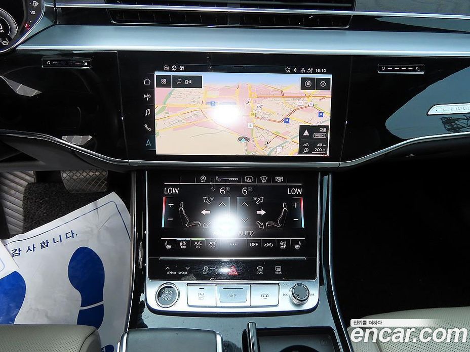 Audi A8 (D5) фото 14