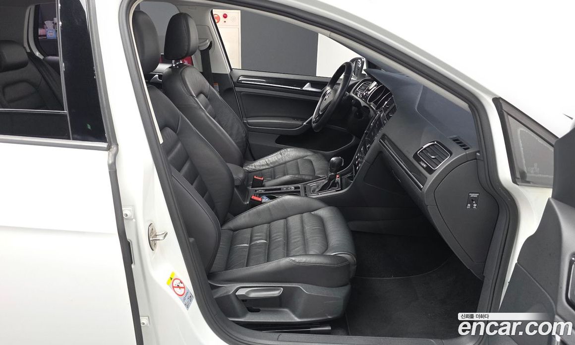 Volkswagen Golf 7th Gen фото 11