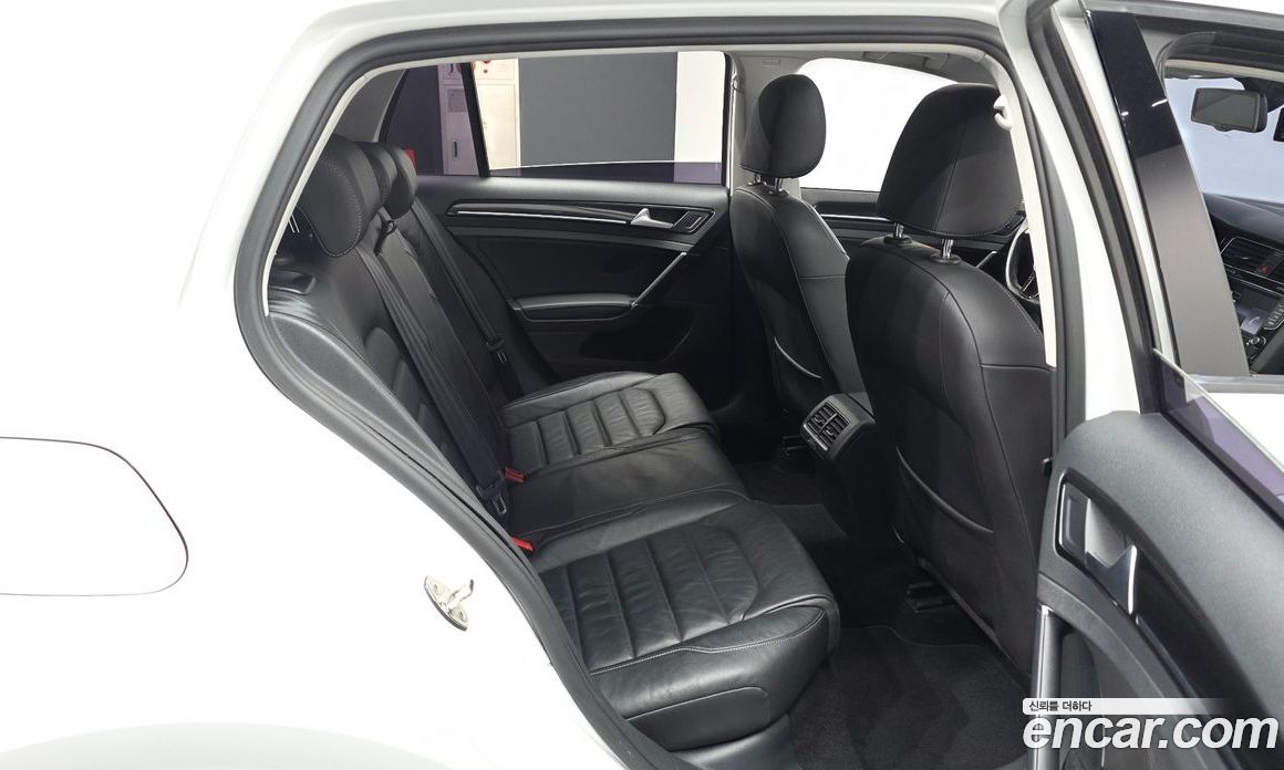 Volkswagen Golf 7th Gen фото 12