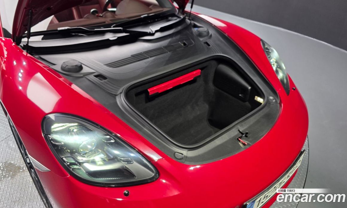Porsche 718 Boxster фото 6