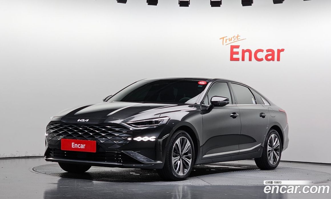 Kia K8 Hybrid з Кореї