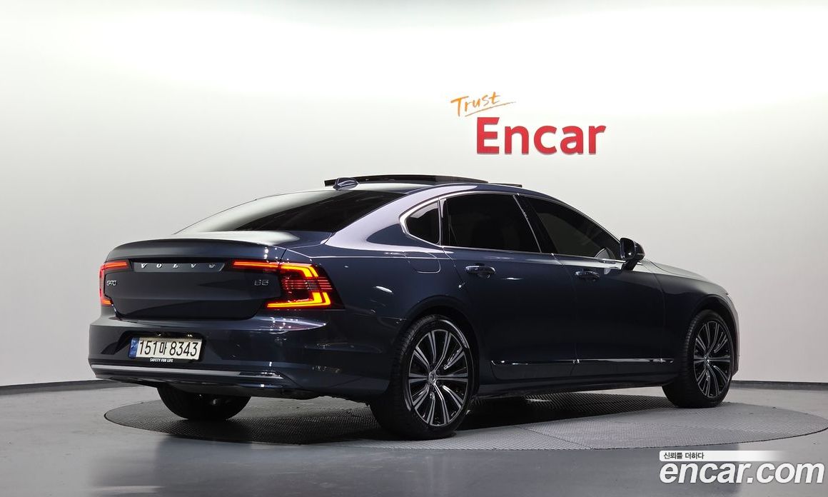 Volvo S90 фото 2