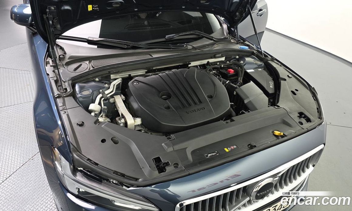 Volvo S90 фото 6