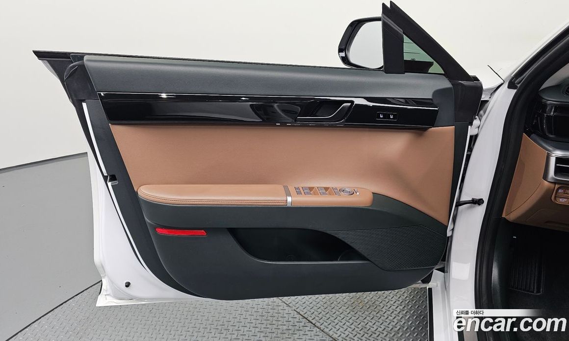 Hyundai Grandeur Hybrid (GN7) фото 24