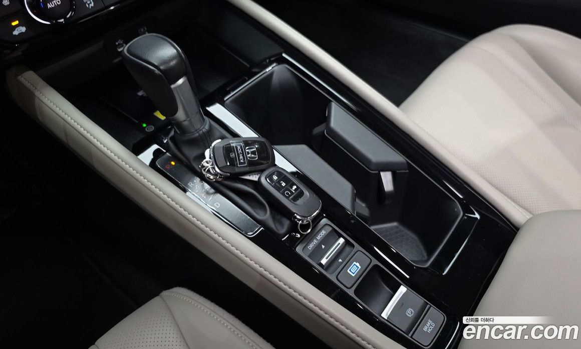 Honda Accord 11th Gen фото 9