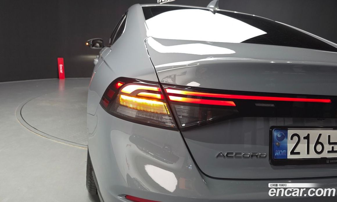 Honda Accord 11th Gen фото 24