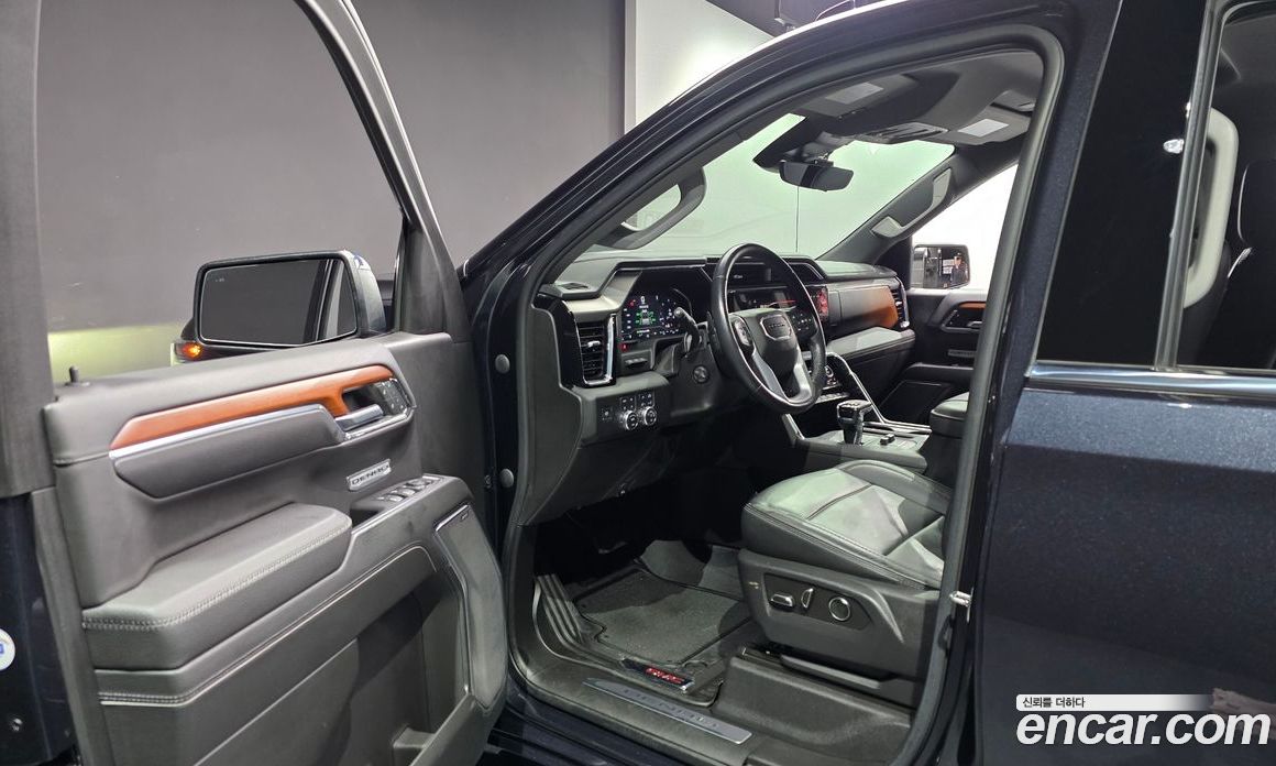 GMC Sierra фото 10