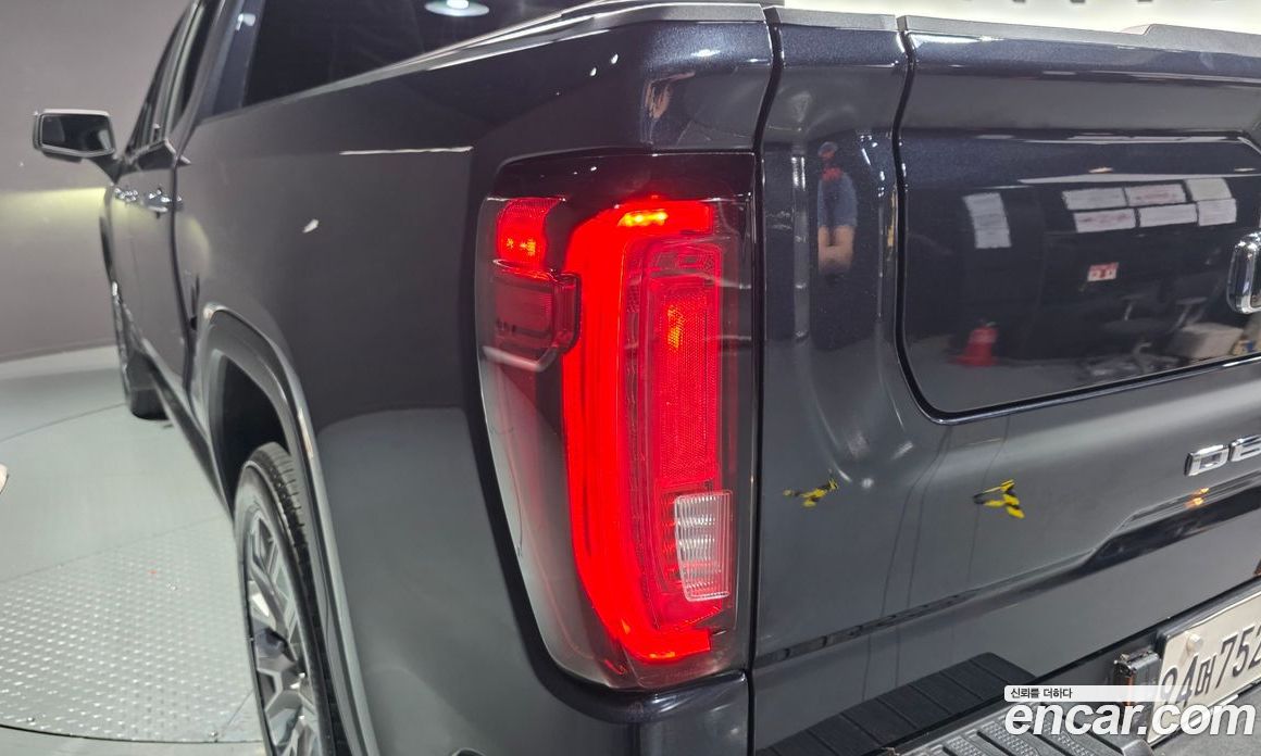 GMC Sierra фото 23