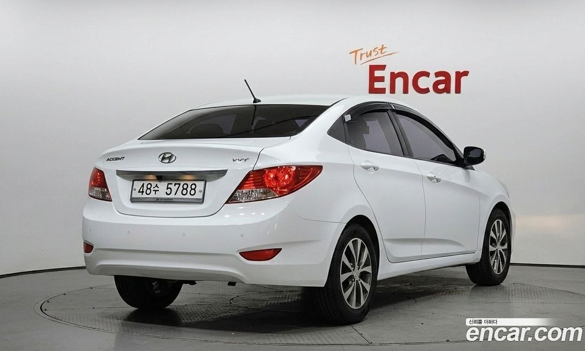 Hyundai Accent (New Type) фото 2