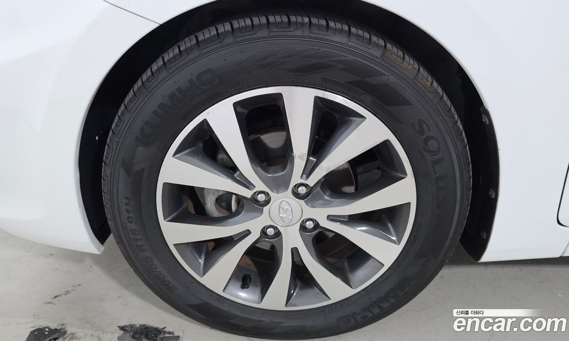 Hyundai Accent (New Type) фото 5