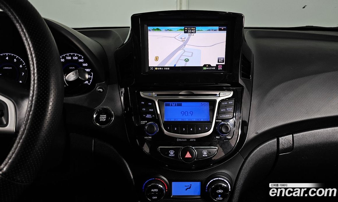 Hyundai Accent (New Type) фото 18
