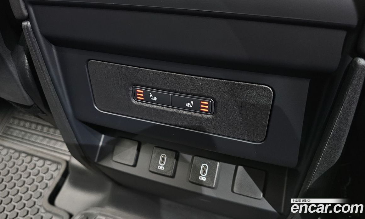 Land Rover Defender (L663) фото 18