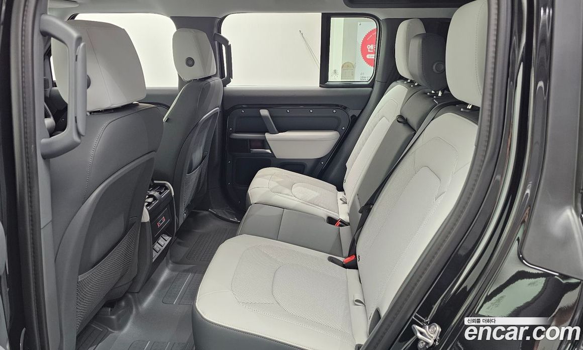 Land Rover Defender (L663) фото 4