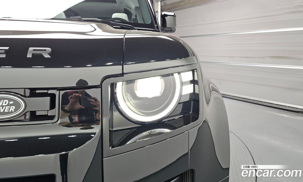 Land Rover Defender (L663) фото 17