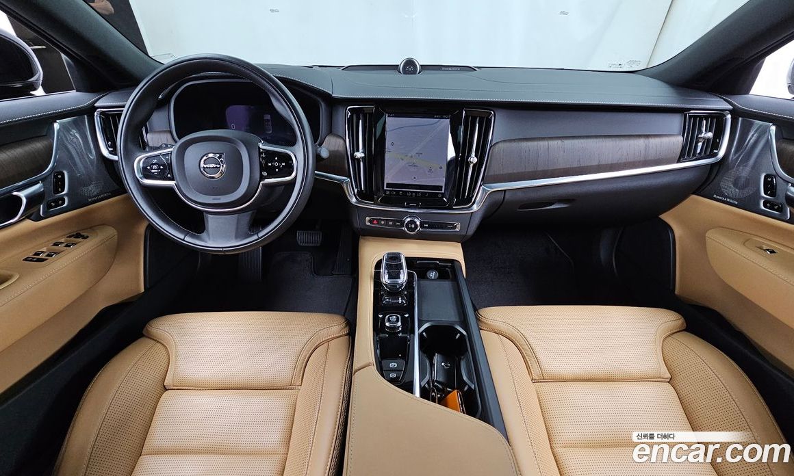 Volvo S90 фото 7
