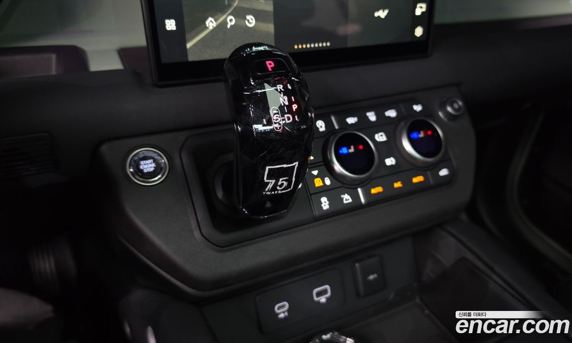 Land Rover Defender (L663) фото 9