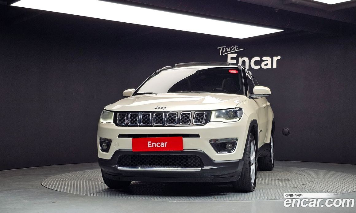 Jeep Compass 2nd Gen фото 3