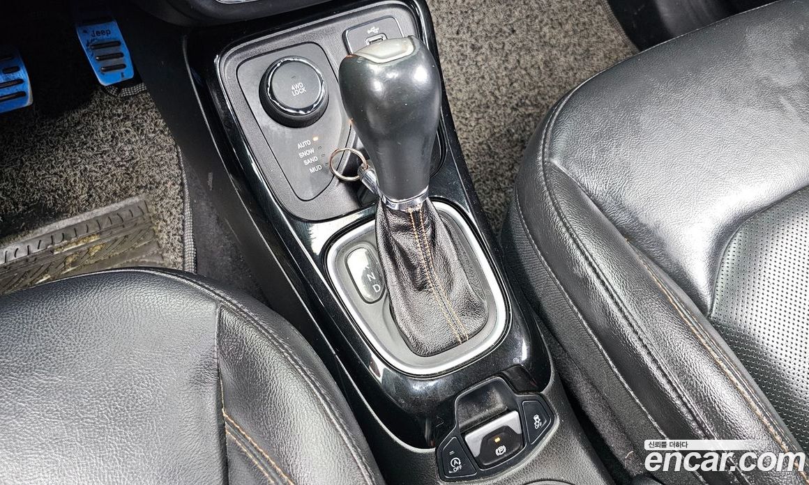 Jeep Compass 2nd Gen фото 9