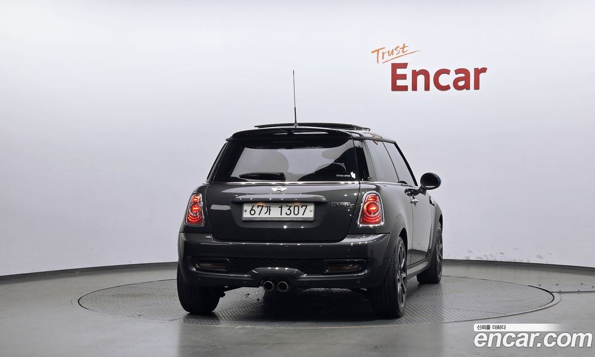 Mini Cooper S фото 4