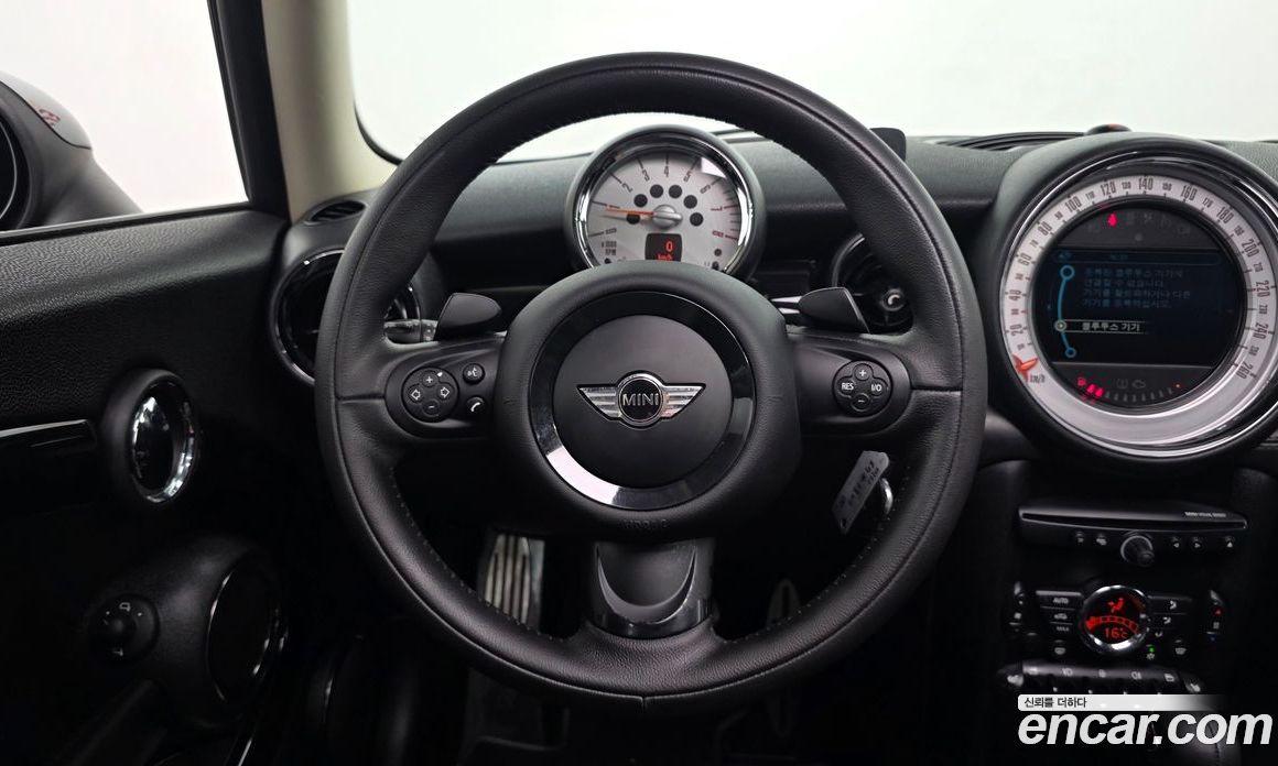 Mini Cooper S фото 13