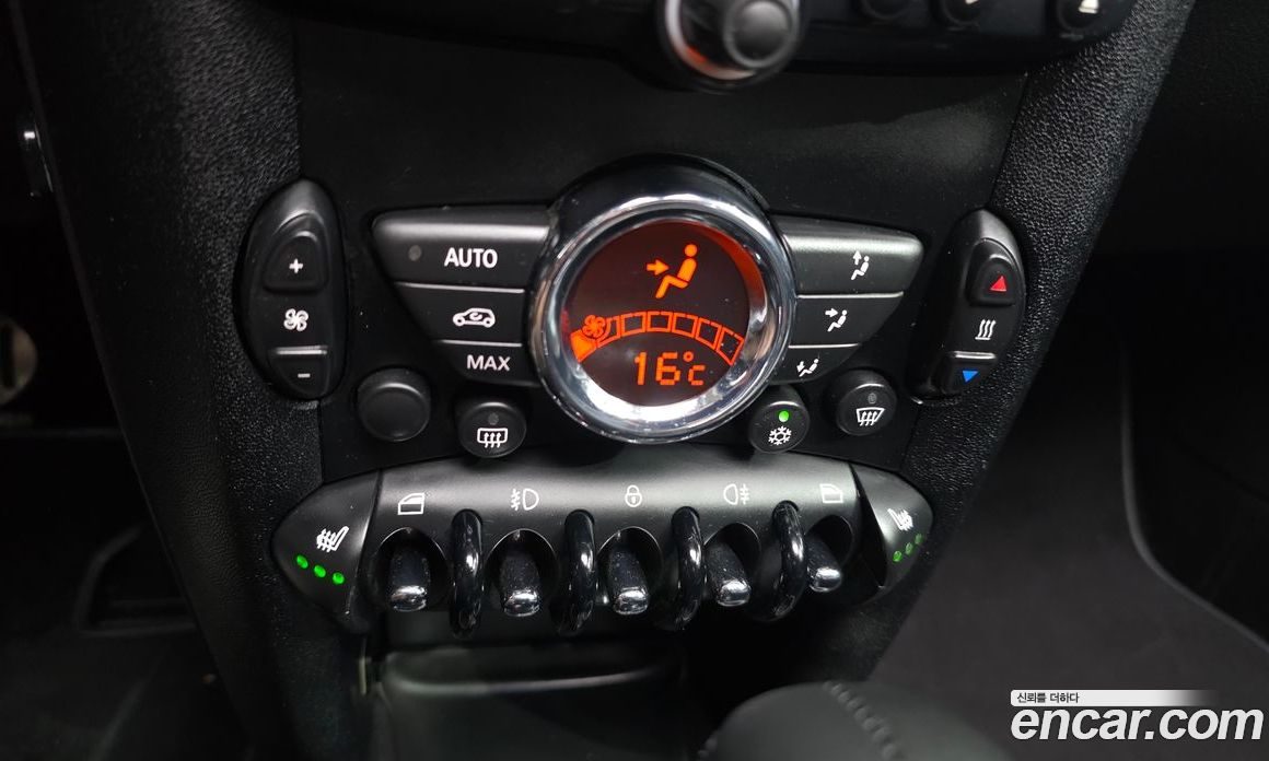 Mini Cooper S фото 16
