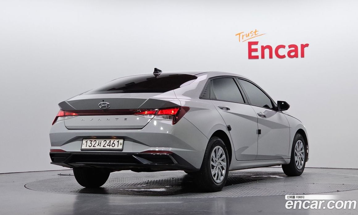 Hyundai Avante (CN7) фото 2
