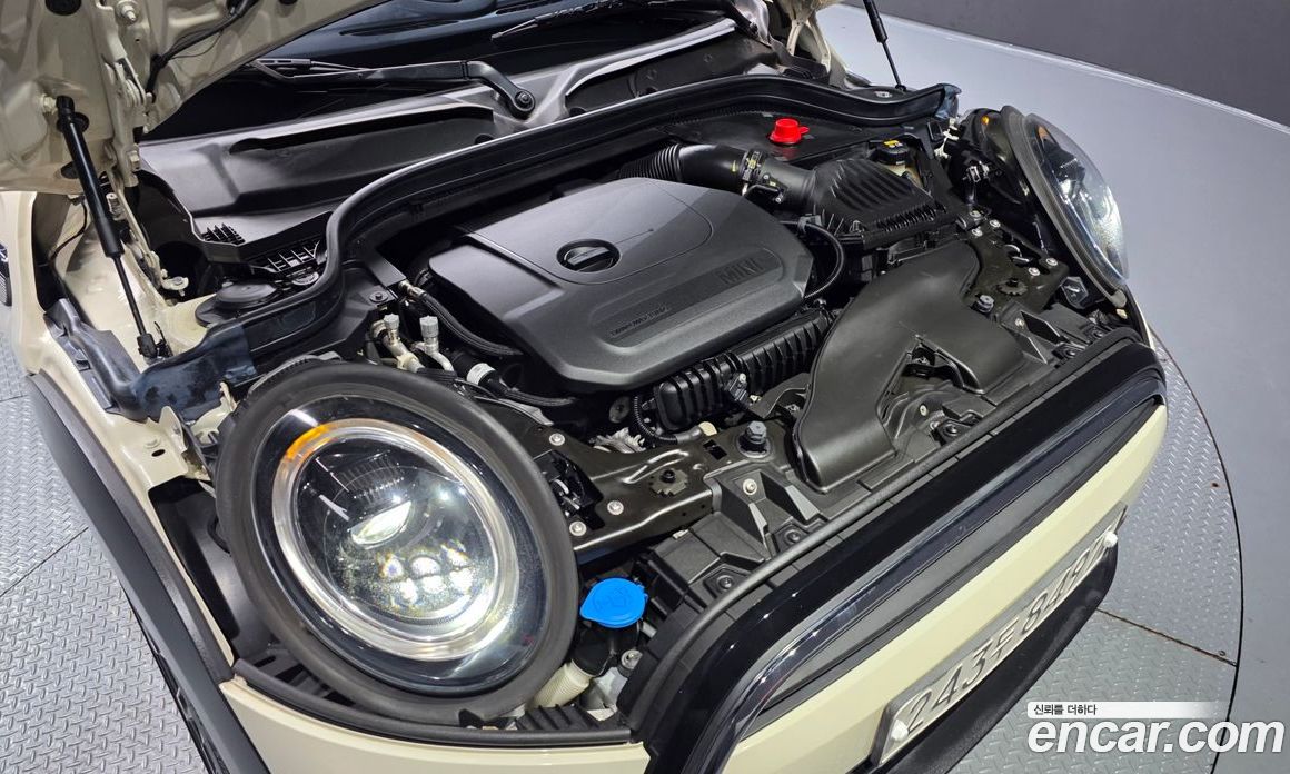 Mini Cooper Convertible фото 6