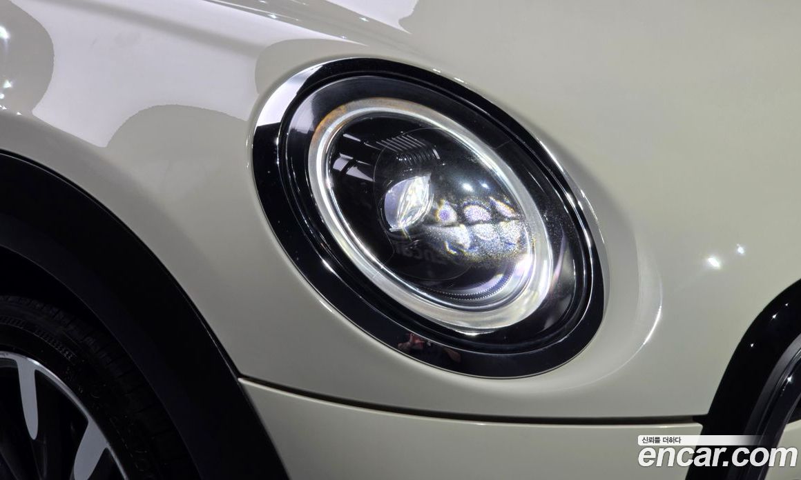 Mini Cooper Convertible фото 22