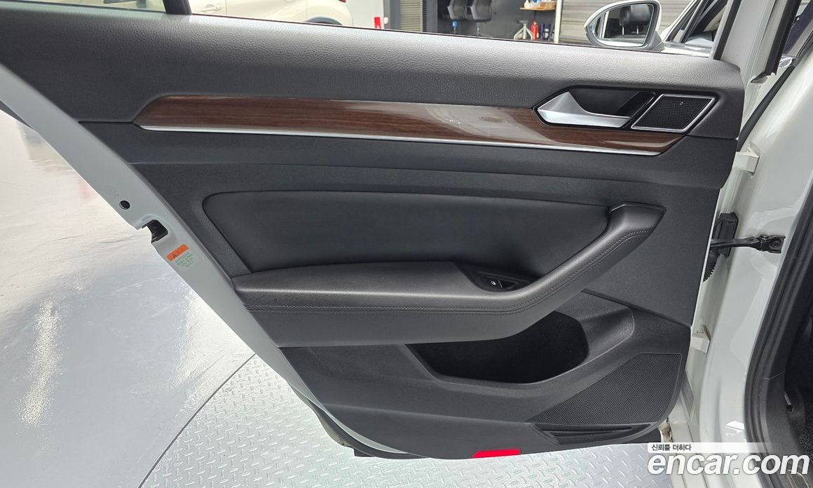 Volkswagen Passat GT (B8) фото 25