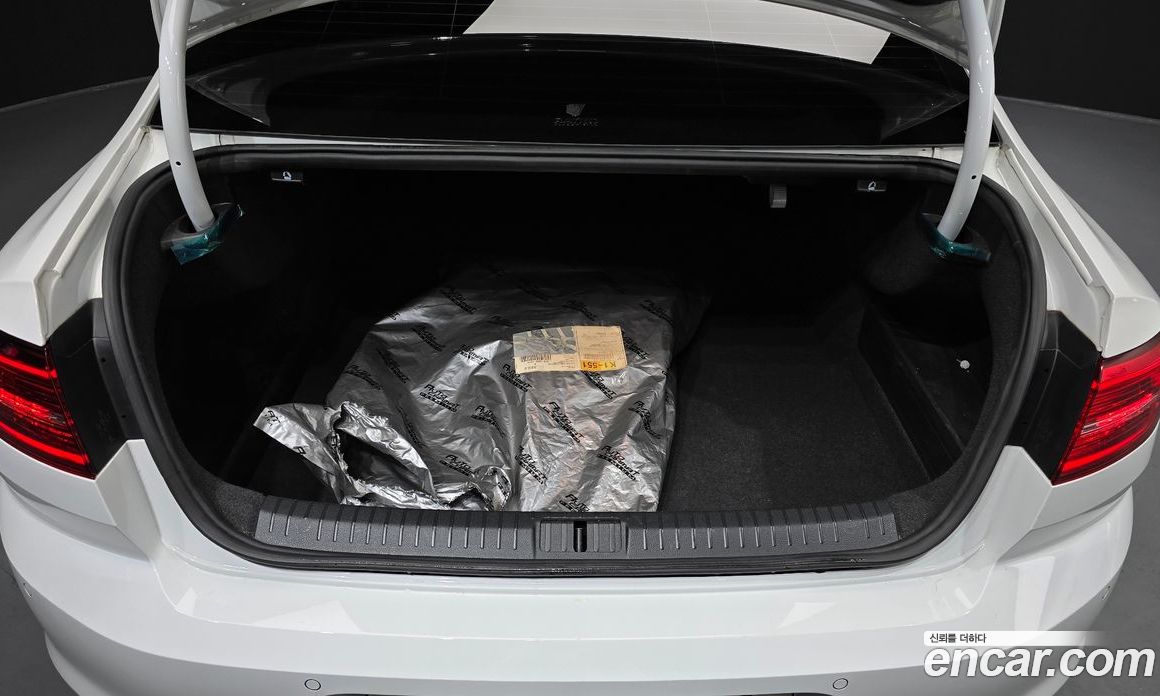 Volkswagen Passat GT (B8) фото 35