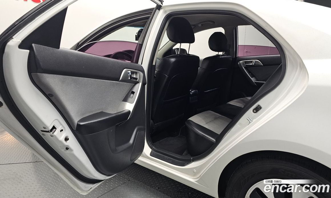 Kia Forte фото 12