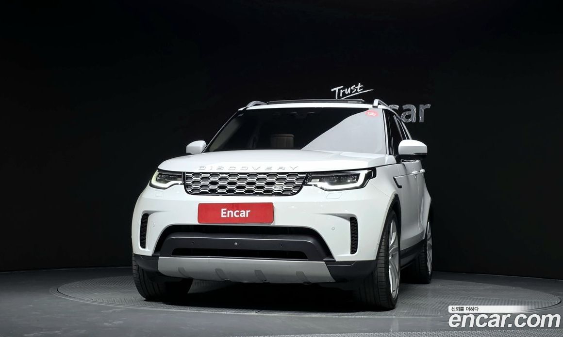 Land Rover Discovery 5 фото 3
