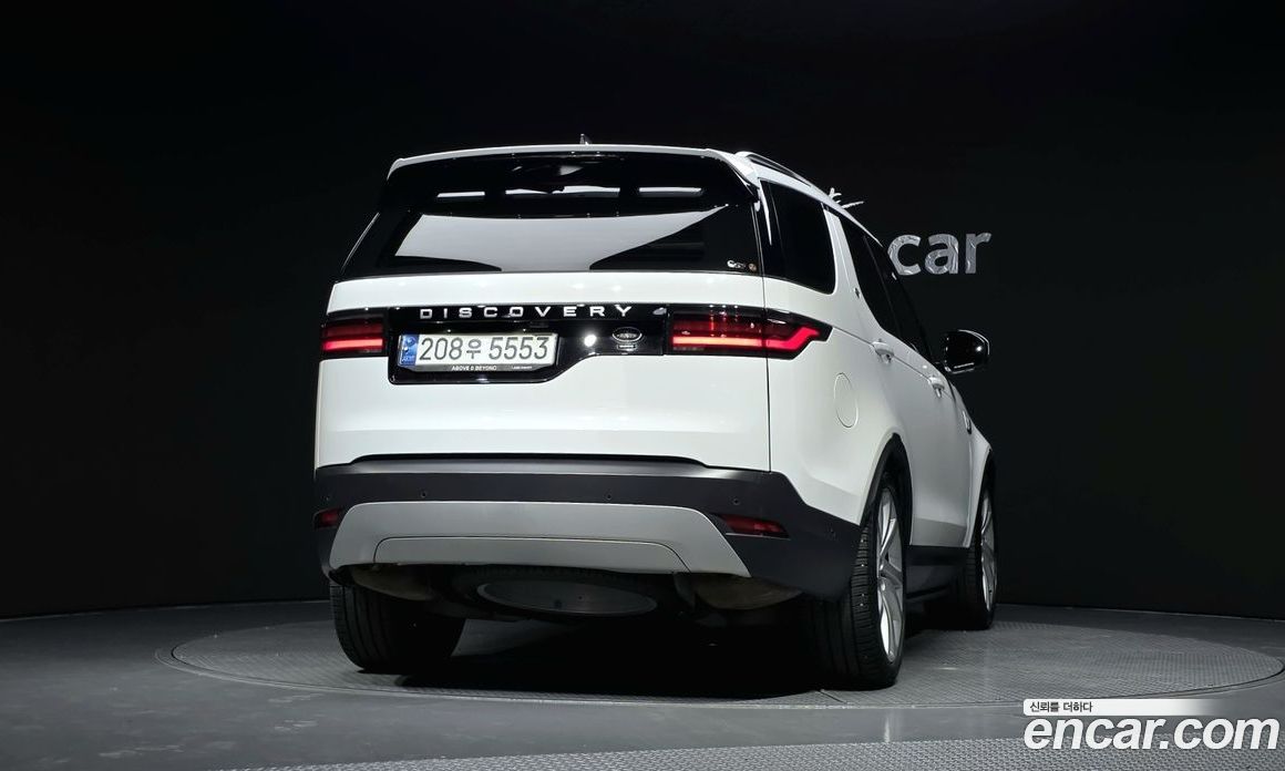 Land Rover Discovery 5 фото 4