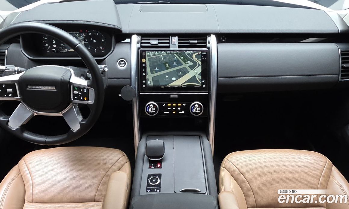 Land Rover Discovery 5 фото 7