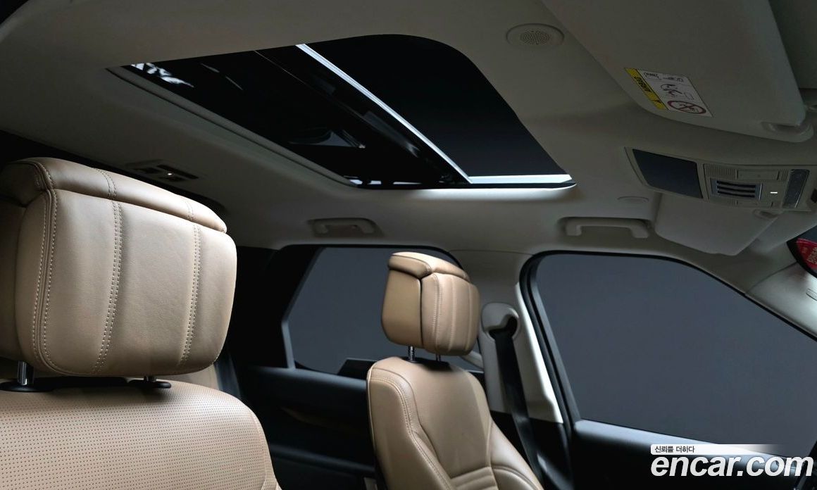 Land Rover Discovery 5 фото 20